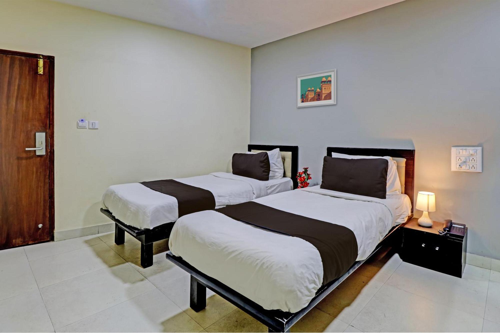 Hotel O Royal Bliss International Бангалор Экстерьер фото